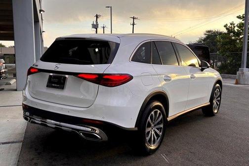 2026 Mercedes-Benz GLC 300 Base