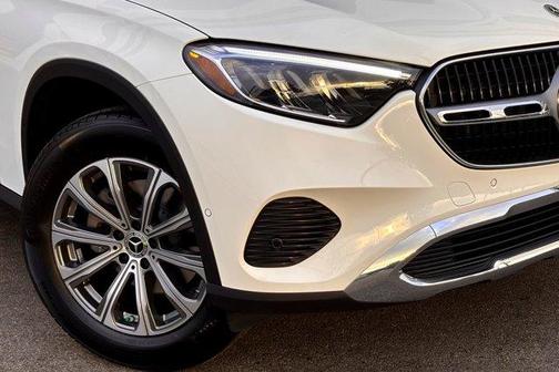 2026 Mercedes-Benz GLC 300 Base