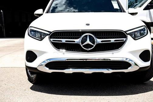 2025 Mercedes-Benz GLC 300 Base