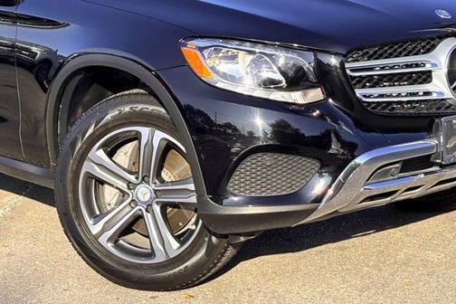 2017 Mercedes-Benz GLC 300 Base