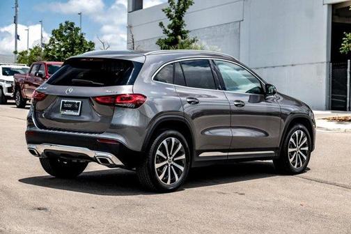 2023 Mercedes-Benz GLA 250 Base 4MATIC