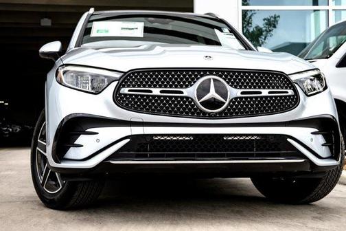 2025 Mercedes-Benz GLC 350e Base 4MATIC