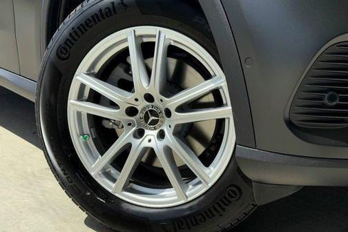 2026 Mercedes-Benz GLC 300 Base