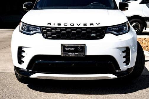 2022 Land Rover Discovery P360 S R-Dynamic