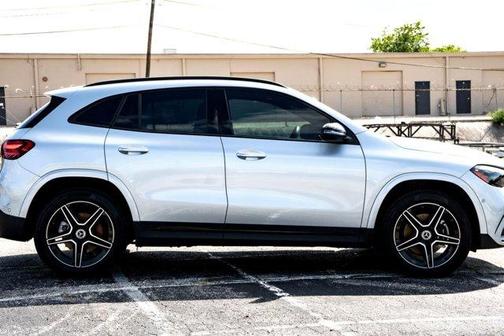 2025 Mercedes-Benz GLA 250 Base