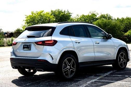 2025 Mercedes-Benz GLA 250 Base