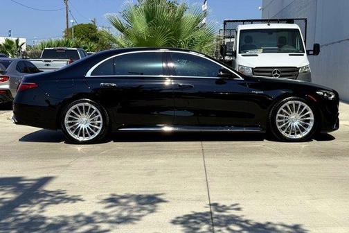 2026 Mercedes-Benz AMG S 63 E Base