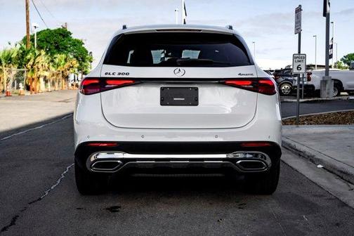 2025 Mercedes-Benz GLC 300 Base 4MATIC