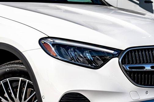 2025 Mercedes-Benz GLC 300 Base