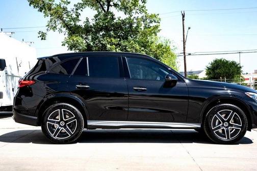 2025 Mercedes-Benz GLC 300 Base
