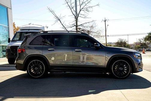 2026 Mercedes-Benz AMG GLB 35 Base