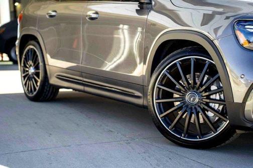 2026 Mercedes-Benz AMG GLB 35 Base