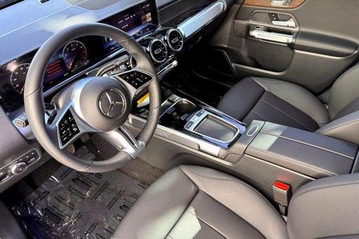 2026 Mercedes-Benz GLB 250 Base