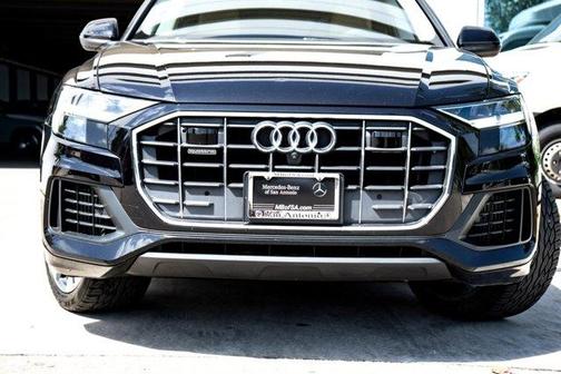 2019 Audi Q8 Premium Plus