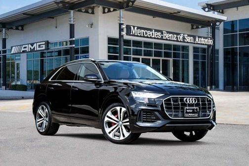 2019 Audi Q8 Premium Plus