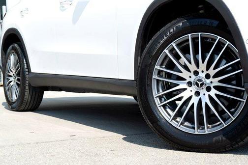 2025 Mercedes-Benz GLC 300 Base 4MATIC