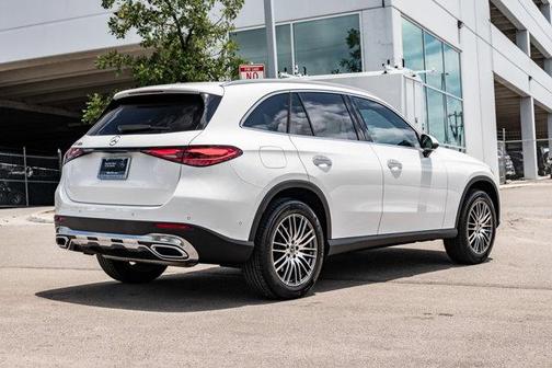 2025 Mercedes-Benz GLC 300 Base