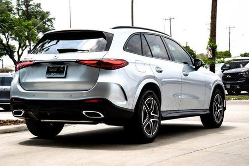 2025 Mercedes-Benz GLC 300 Base