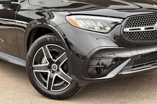 2026 Mercedes-Benz GLC 300 Base 4MATIC
