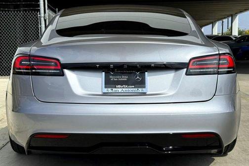 2024 Tesla Model S Base