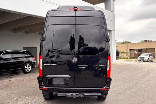 2022 Mercedes-Benz Sprinter 2500 144 WB Standard Roof Passenger