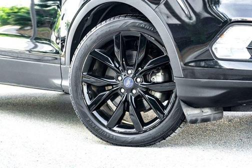 Shadow Black 2018 Ford Escape SE
