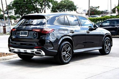 2025 Mercedes-Benz GLC 350e Base 4MATIC