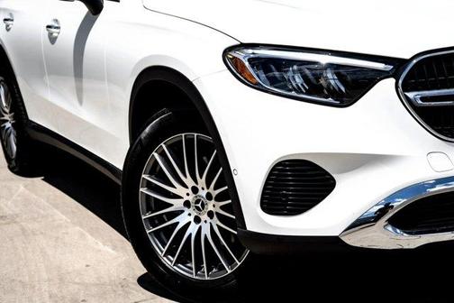2025 Mercedes-Benz GLC 300 Base