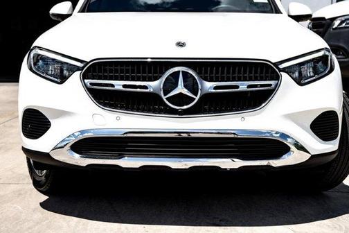 2025 Mercedes-Benz GLC 300 Base