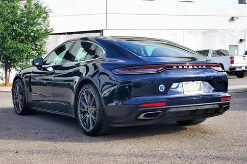 2021 Porsche Panamera 4