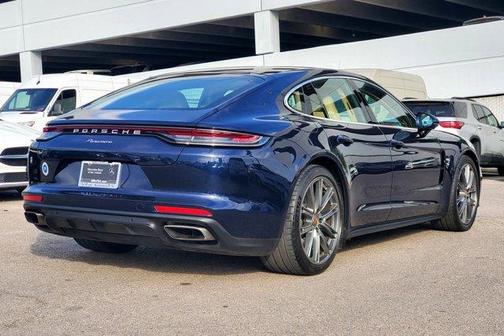2021 Porsche Panamera 4