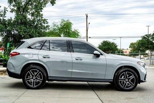 2026 Mercedes-Benz GLC 300 Base