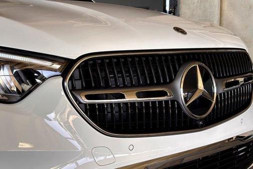 2026 Mercedes-Benz GLC 300 Base