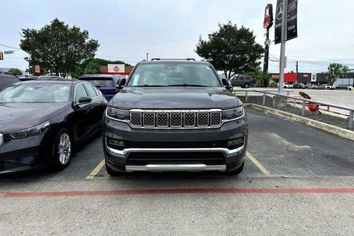 Metallic 2023 Jeep Grand Wagoneer Series III