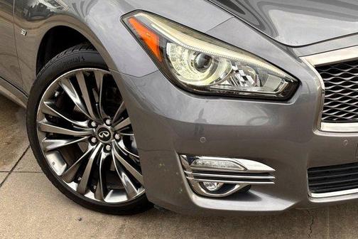 2018 INFINITI Q70L 3.7 LUXE