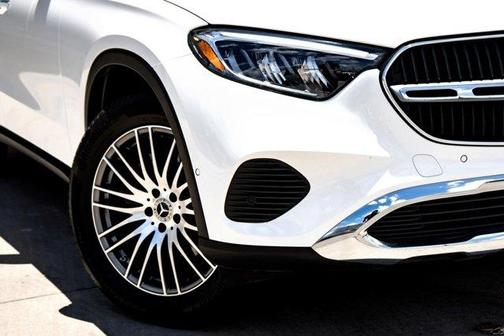 2025 Mercedes-Benz GLC 300 Base