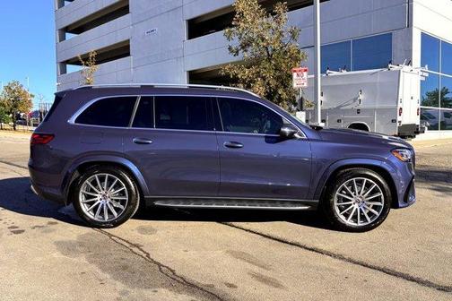 2026 Mercedes-Benz GLS 450 4MATIC