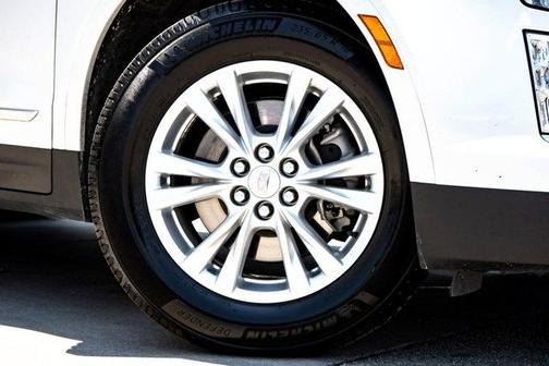 2022 Cadillac XT5 Luxury