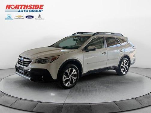 Crystal White Pearl 2022 Subaru Outback Limited XT
