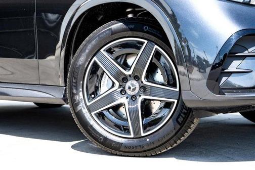 2025 Mercedes-Benz GLC 300 Base 4MATIC