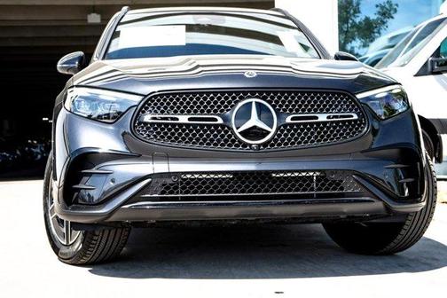 2025 Mercedes-Benz GLC 300 Base 4MATIC