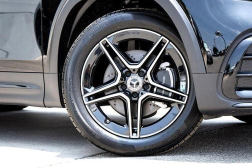 2025 Mercedes-Benz GLB 250 Base