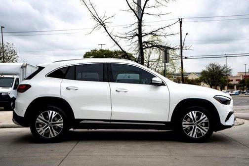 2025 Mercedes-Benz GLA 250 Base