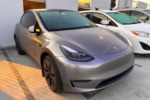 2025 Tesla Model Y Long Range