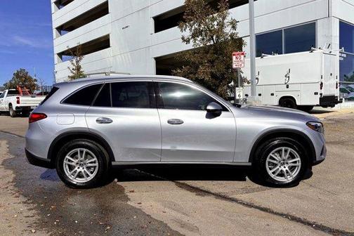 2026 Mercedes-Benz GLC 300 Base