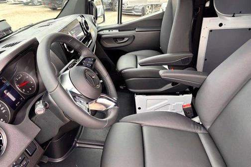 2026 Mercedes-Benz Sprinter 2500 Standard Roof