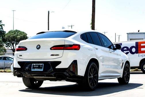 2024 BMW X4 M40i