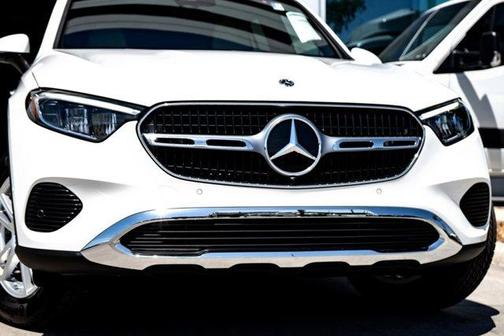 2025 Mercedes-Benz GLC 300 Base