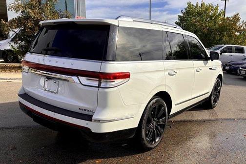 2024 Lincoln Navigator Reserve