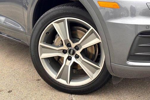 2020 Audi Q5 40 Premium Plus